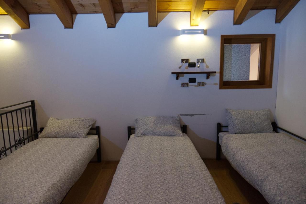 Villa Cascina Amrit Cav Borghetto Lodigiano Esterno foto