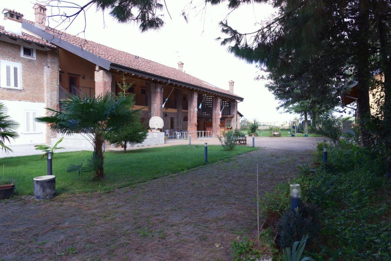 Villa Cascina Amrit Cav Borghetto Lodigiano Esterno foto